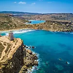 Piju Lux * Sliema