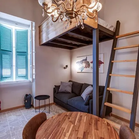 Piju Lux Sliema