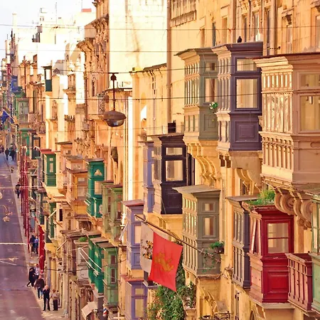 Piju Lux * Sliema