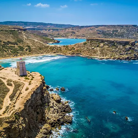 Piju Lux * Sliema